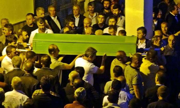 Hakkari’de elektrik direğinden düşen İlhan Diri hayatını kaybetti