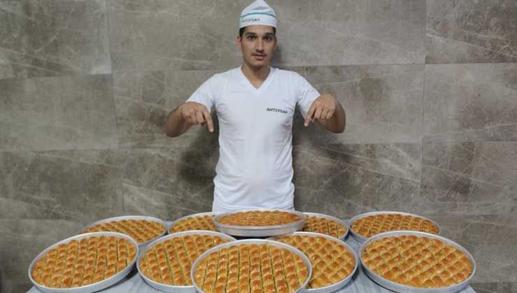 Gaziantep’te bayram öncesi baklava üretimi iki katına çıktı