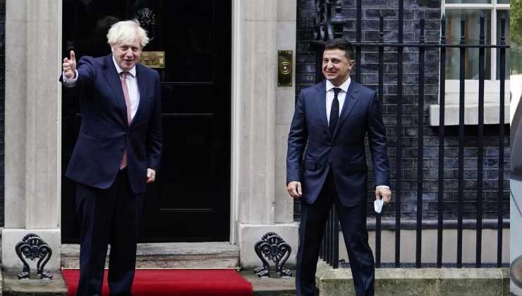 Johnson’dan gider ayak Zelenskiy’e: Sen bir kahramansın