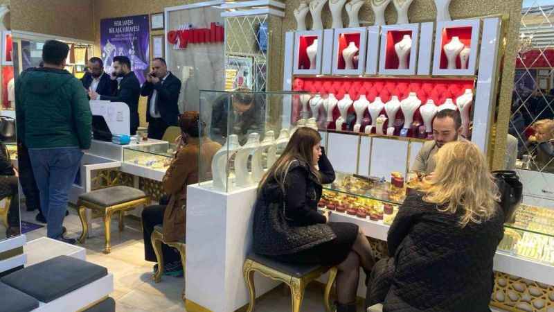 Kuyumcudan ’ikinci basım çeyrek altın’ uyarısı