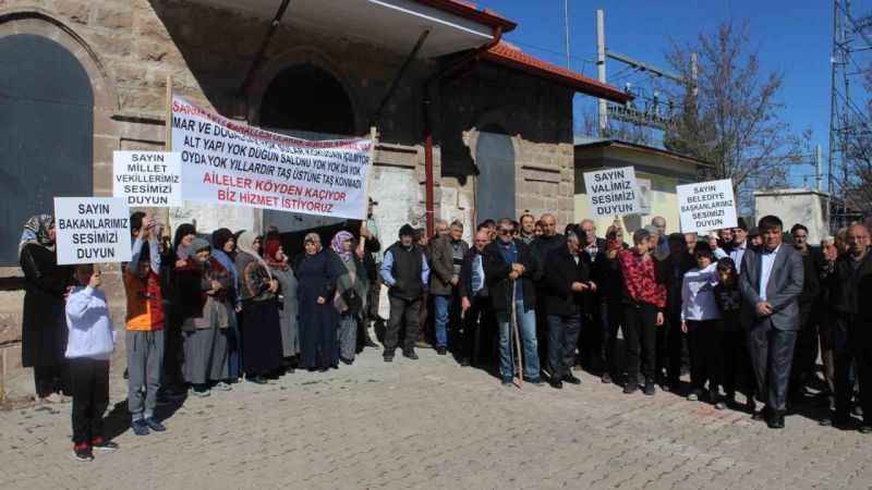 2 bin 500 nüfuslu mahallenin sakinleri seçimlerde oy kullanmama kararı aldı