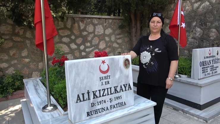 Kardeşi ve 2 kuzenini şehit veren ablanın acı bayramı