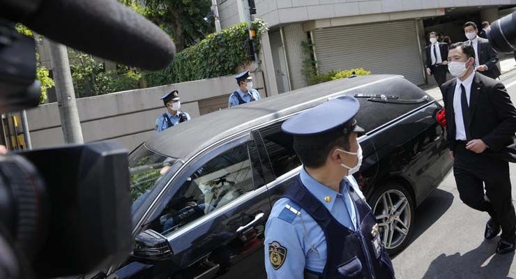 Abe’ye yönelik suikastla ilgili çarpıcı detaylar