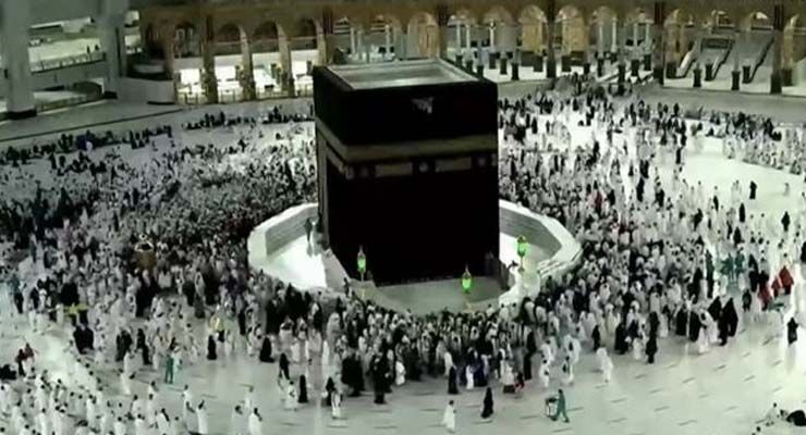 Hacılar Mina’da şeytan taşladı