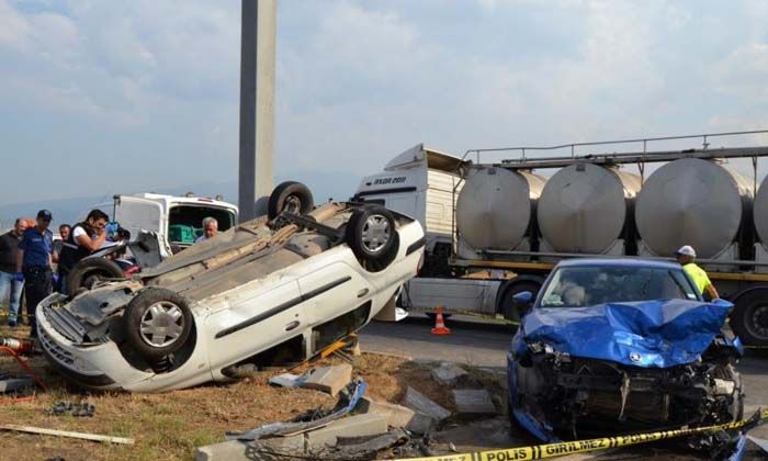 Manisa’daki kazada Mustafa Kalfa, Merve Kalfa ve Hüseyin Varol hayatını kaybetti