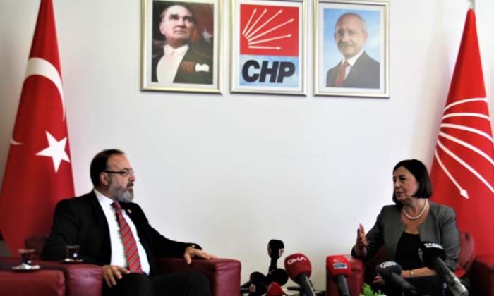 CHP, AK Parti heyetini ağırladı