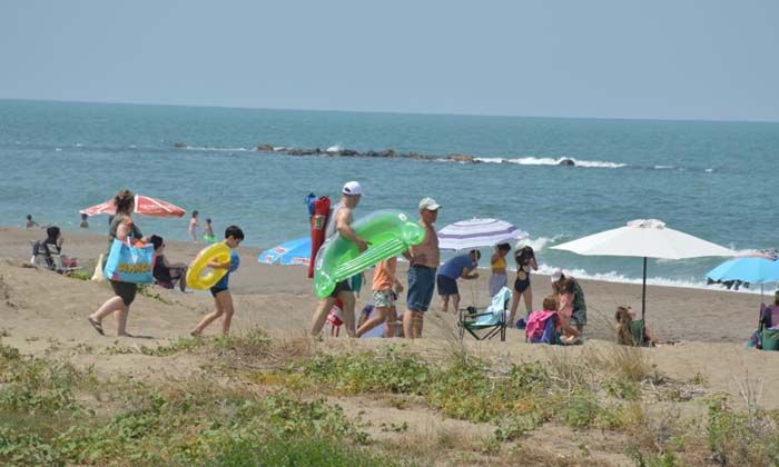 9 günlük bayramı tatilini fırsat bilen vatandaşlar soluğu Karasu’da aldı
