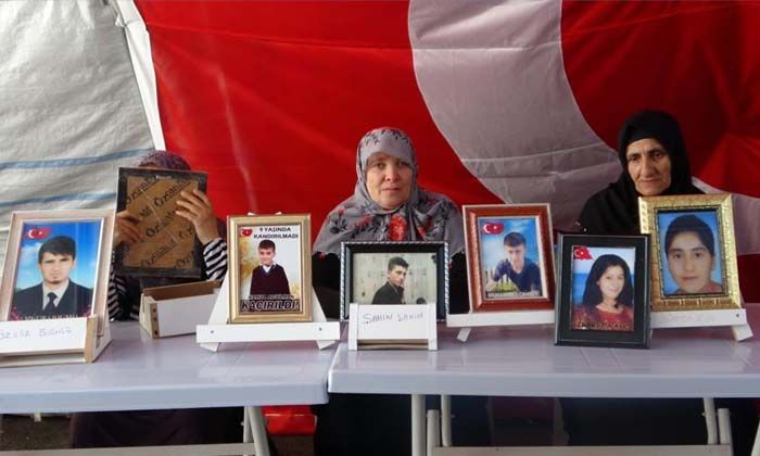 Evlat nöbetindeki ailelerin direnişi 1042. gününde: ‘Oğlum, orası senin yerin değil’