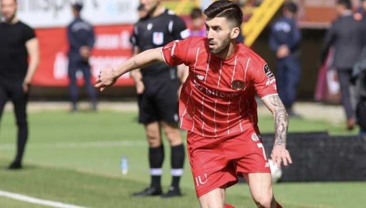 Doğukan Sinik resmen Hull City’de