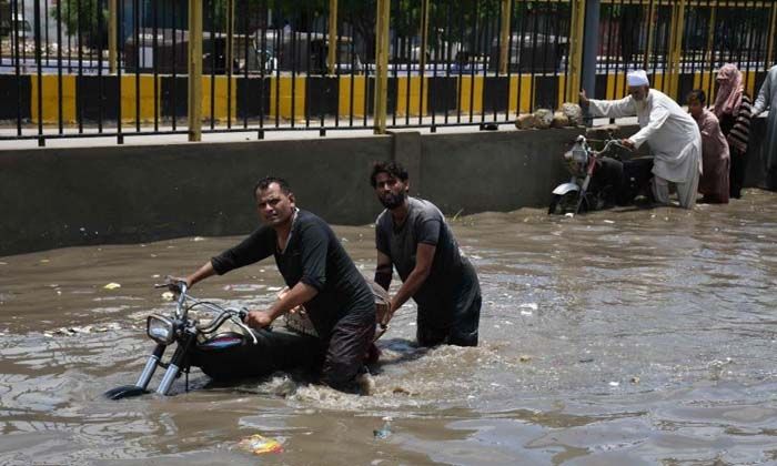 Pakistan’daki sel felaketinde can kaybı 147’ye yükseldi