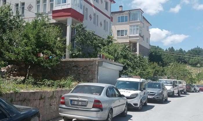 Kayseri’de 65 yaşındaki Hayrullah B. evde ölü bulundu