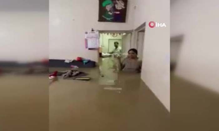 Hindistan’daki selde 24 saatte 7 kişi öldü