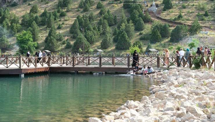 Ergan Dağı manzarasıyla göz doldurdu