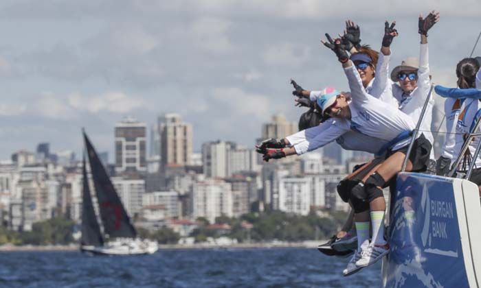 Kadınlar 7. defa iyiliğe yelken açıyor