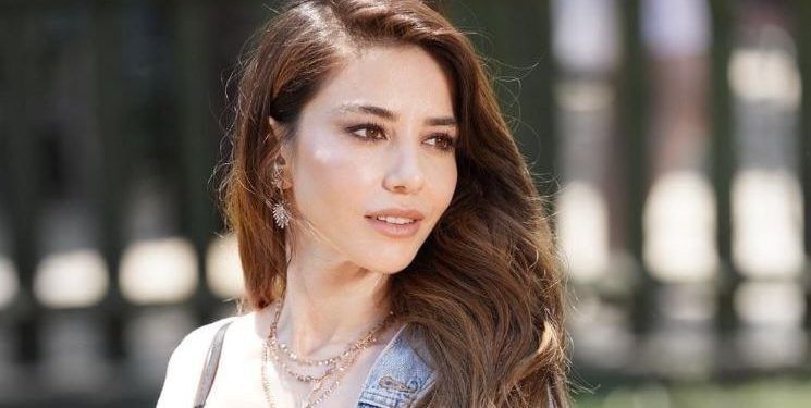 Serkan Çayoğlu ile evlenen Özge Gürel kimdir?