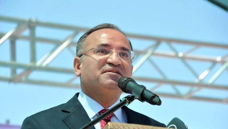 Bakan Bozdağ: 15 Temmuz’da halkın gücü tankın gücünü yenmiştir