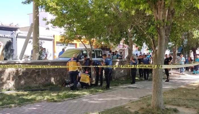 Niğde’de bir kişi adliye binası yanında ölü bulundu