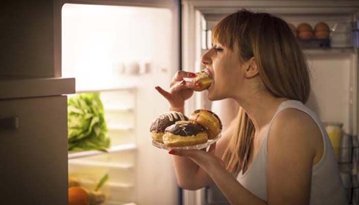 Yeme bağımlılığı nedir? Nasıl engel oluruz? Nelere dikkat etmeliyiz?