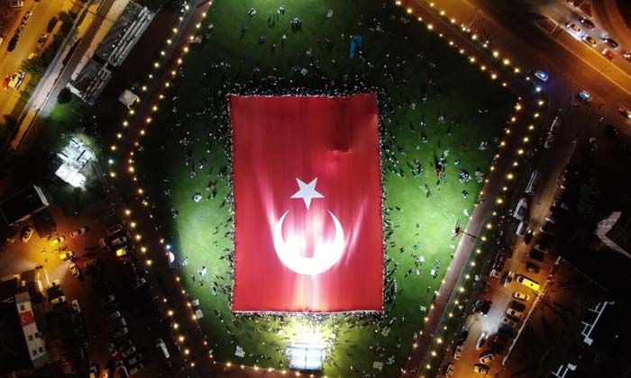 Dünyanın en büyük Türk Bayrağı 15 Temmuz’da yeniden açıldı