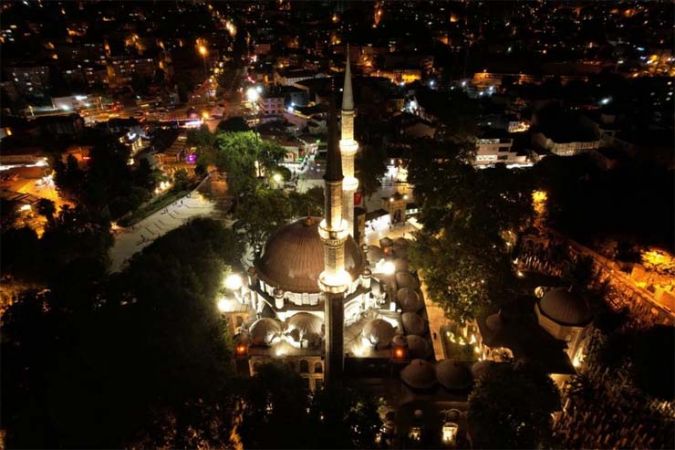 Hain darbe girişiminin yıl dönümünde 81 ildeki 90 bin camide sela okundu