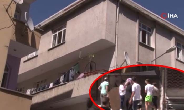 Küçükçekmece’de adamı dövüp üçüncü kattan attılar