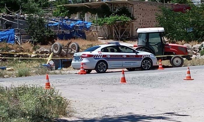 Niğde’de römork devrildi Filiz Erdoğan hayatını kaybetti