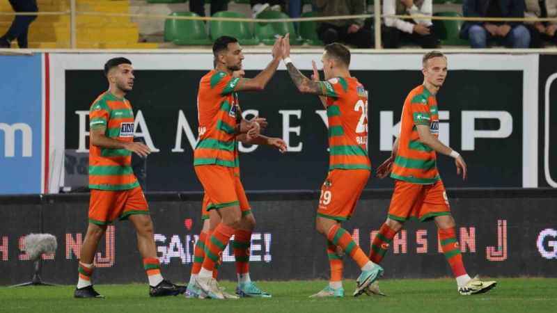 Trendyol Süper Lig: Alanyaspor: 3 - Trabzonspor: 1