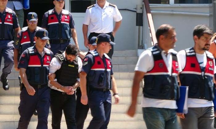 Ünlü eğitimci Arıkan’ın ve şoförünün katil zanlısı adliyeye sevk edildi