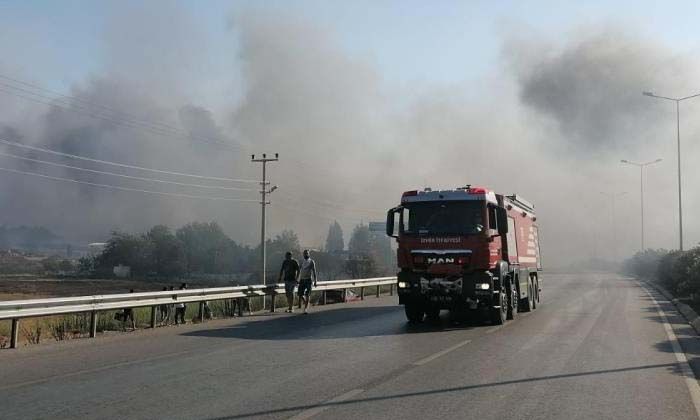 İzmir’de çıkan yangın kontrol altına alındı