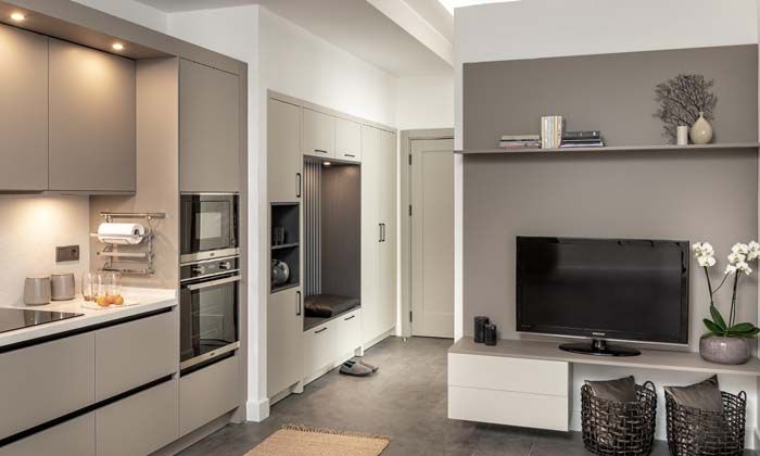 Zaman ve mekanda akıl karı tercihler için kurgulanan proje konseptler