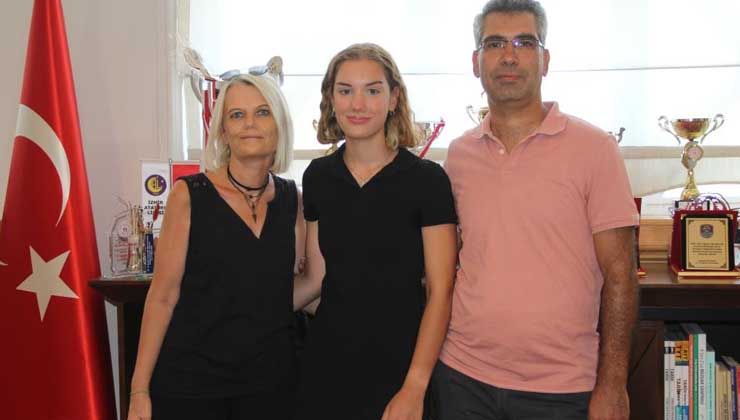 YKS’de AYT eşit ağırlık birincisi Selin Aşıkiraz: Boğaziçi Üniversitesi’ni tercih edeceğim