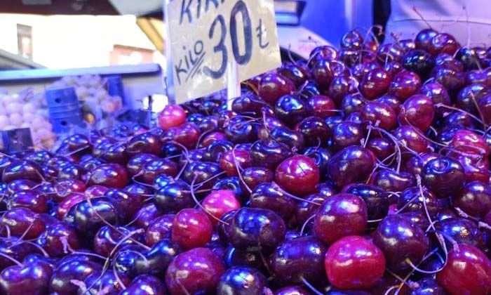 Kirazın fiyatı el yakıyor