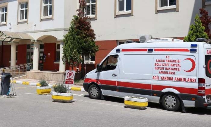 Bolu’da aynı köyde zehirlenen 20 kişi hastaneye kaldırıldı