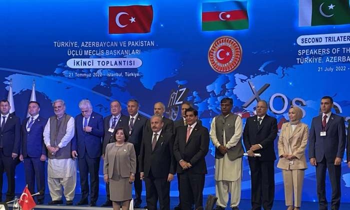 TBMM Başkanı Şentop: Tüm dünya derin ve hatta kronik hale gelmiş bir mülteci krizi ile karşı karşıya