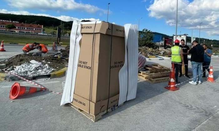 TESLA’nın ilk şarj noktası Highway’de kuruluyor