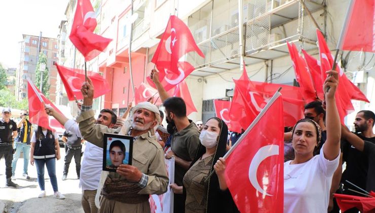 Hakkari’deki annelerin evlat nöbeti 31. haftada