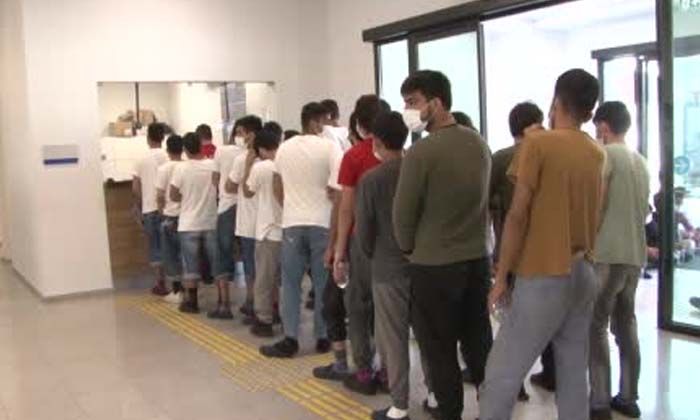 İki günde 592 düzensiz Afgan göçmen sınır dışı edildi