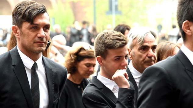 Milan’ın efsane ismi Paolo Maldini ve oğlunda Kovid-19 çıktı