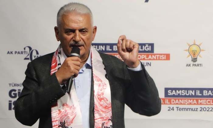 Binali Yıldırım: Göçmenleri istismar konusu yapmak insanlık ayıbıdır