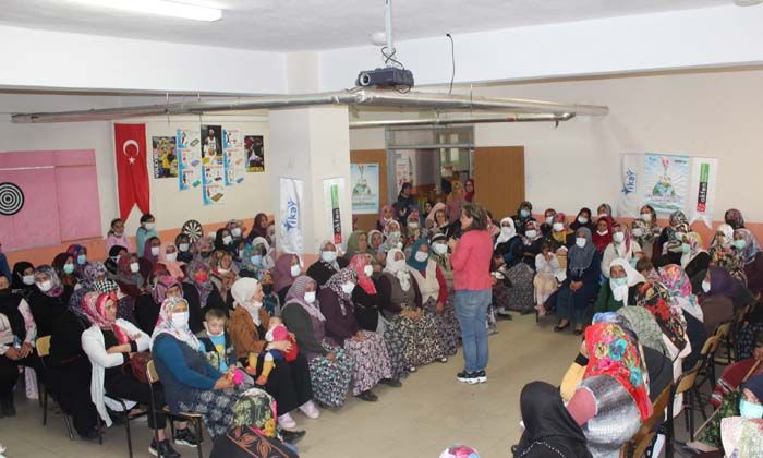 TİKAV ve Akfen Yenilenebilir Enerji’nin “Tasarruf Evimizde, Gelecek Elimizde” projesi ile eğitim verilen kadın sayısı 2 bine ulaştı