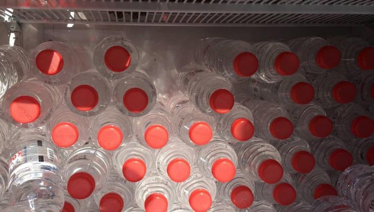 Uzman doktordan pet şişe uyarısı: Tehlike saçıyor