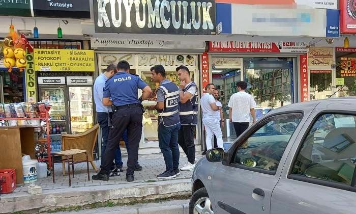 Döviz bozdurma bahanesiyle kuyumcudan 100 bin lira çaldılar