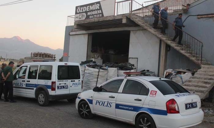 Kayseri’de işçiler birbirini bıçakladı: 1 ölü, 1 yaralı