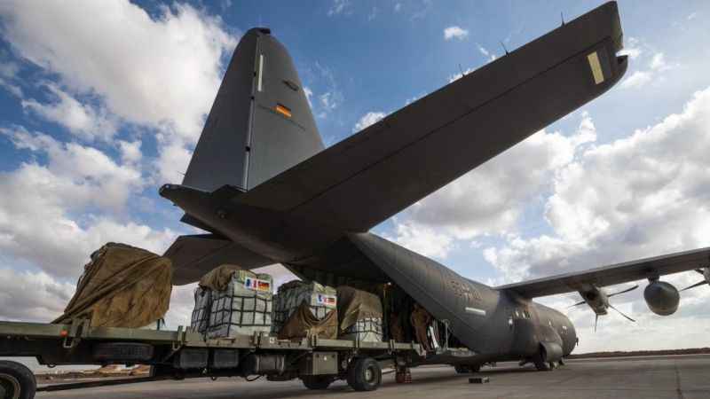 Almanya, ilk kez Gazze’ye havadan yardım bıraktı Almanya, ilk kez Gazze’ye havadan yardım bıraktı