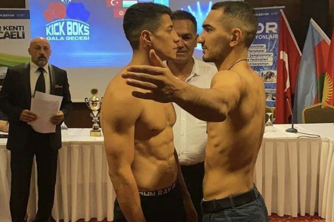 Milli sporcu bu kez altın kemer için yumruk sallayacak