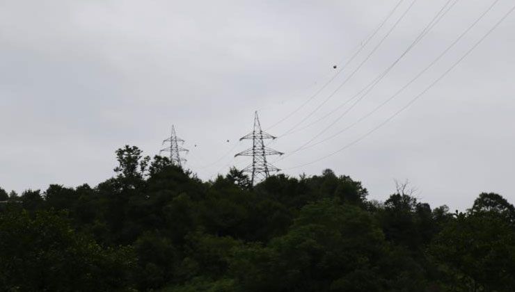 ‘Helikopter düştü’ diye ihbarda bulununca ilçeyi ayağa kaldırdı