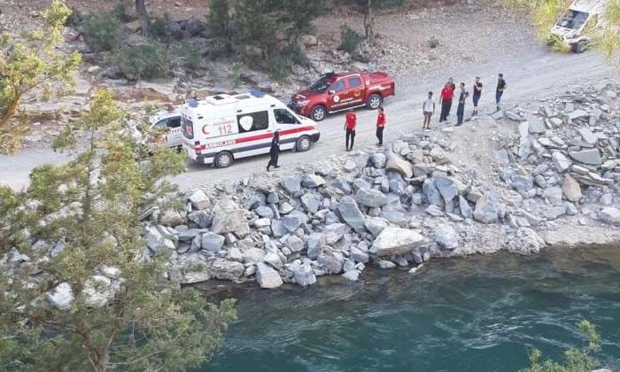 Antalya’da serinlemek için çaya giren Mehmet Özdemir kayboldu