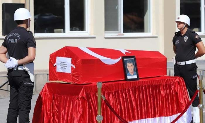 Kayseri’de polis memuru Ahmet Dursun kalp krizi geçirip hayatını kaybetti