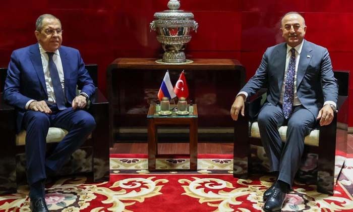 Çavuşoğlu, Rus mevkidaşı Lavrov ile görüştü Çavuşoğlu, Rus mevkidaşı Lavrov ile görüştü