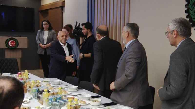 HAK-İŞ Genel Başkanı Arslan: “Enflasyondaki yükseliş devam ederse asgari ücret tartışmaları hızlanacak